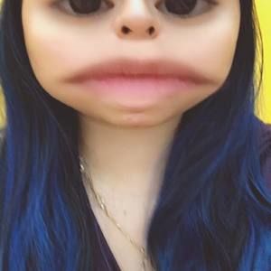 Meet your Posher, Santillan